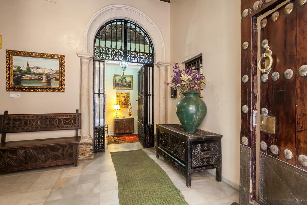 Casa Senorial En Sevilla Centro,Calle Marmoles 外观 照片